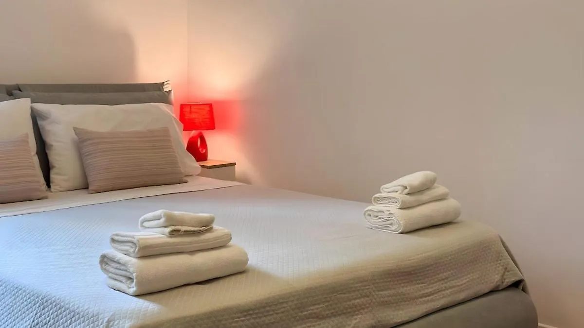 Apartment Elegant Roman Escape Walk To The Colosseum